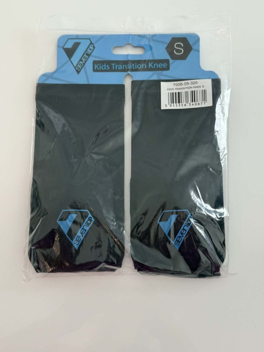 7iDP Kids Transition Knee Pads Black Size Small New